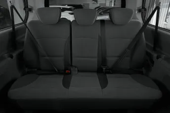 Hyundai  18