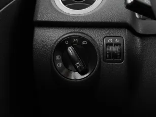 Volkswagen  12