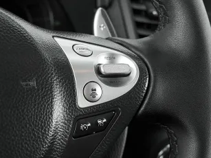 Infiniti  12