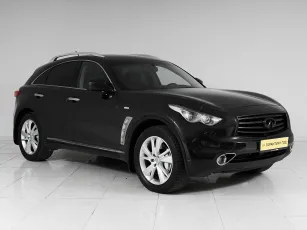 Infiniti  3