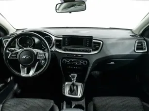 Kia  13