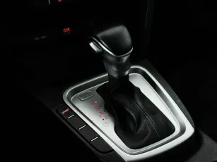 Kia  19