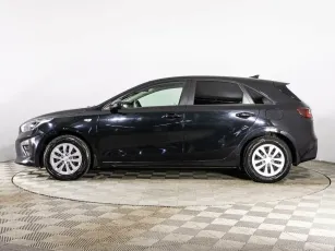 Kia  3