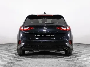 Kia  6