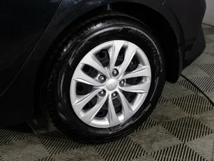 Kia  7