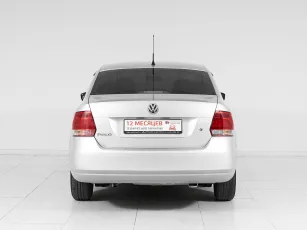 Volkswagen  5