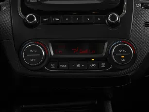 Kia  15