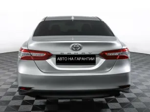 Toyota  6