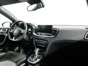 Kia  5