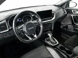 Kia  7