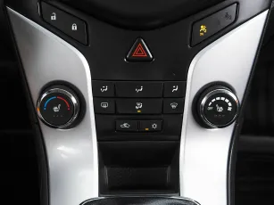 Chevrolet  12