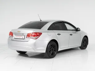 Chevrolet  6