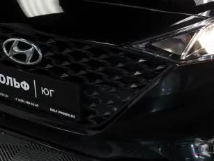 Hyundai  7