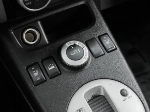Nissan  15