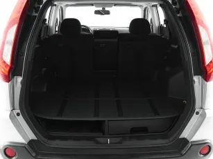 Nissan  17