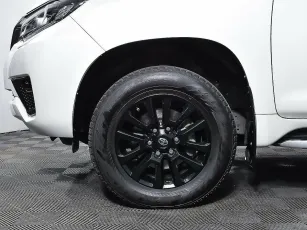 Toyota  8