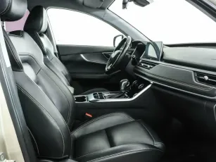 Chery  8