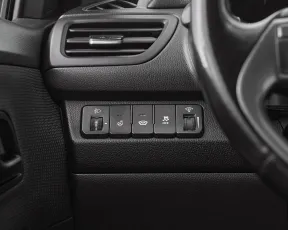 Kia  11
