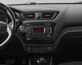 Kia  12
