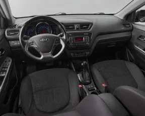 Kia  7