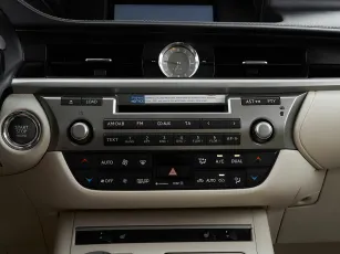 Lexus  18
