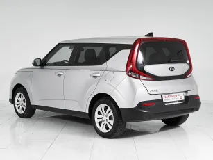 Kia  4