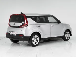 Kia  6