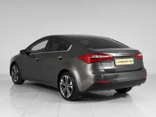 Kia  4