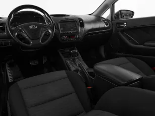 Kia  8
