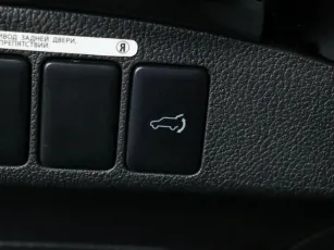 Mitsubishi  19