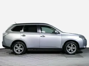 Mitsubishi  4
