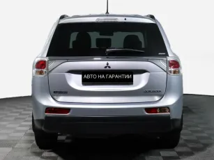 Mitsubishi  6