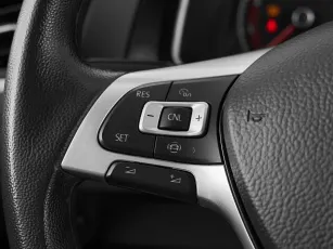Volkswagen  12