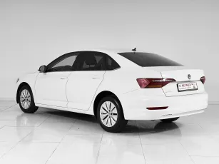 Volkswagen  4