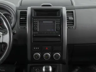 Nissan  13