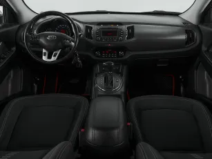 Kia  8