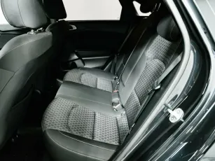 Kia  13