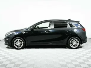Kia  3