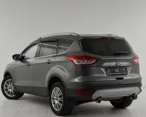 Ford  4