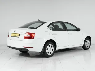 Skoda  6