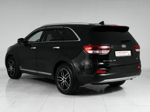 Kia  4