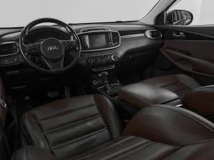 Kia  7