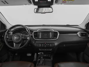 Kia  8
