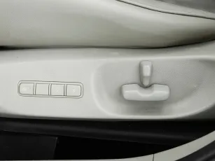 Mazda  12