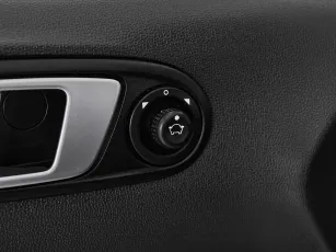 Ford  12