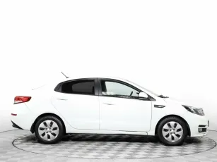 Kia  4