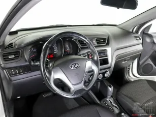 Kia  8