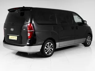 Hyundai  4