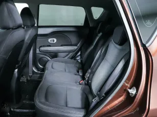 Kia  16