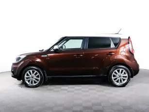Kia  3